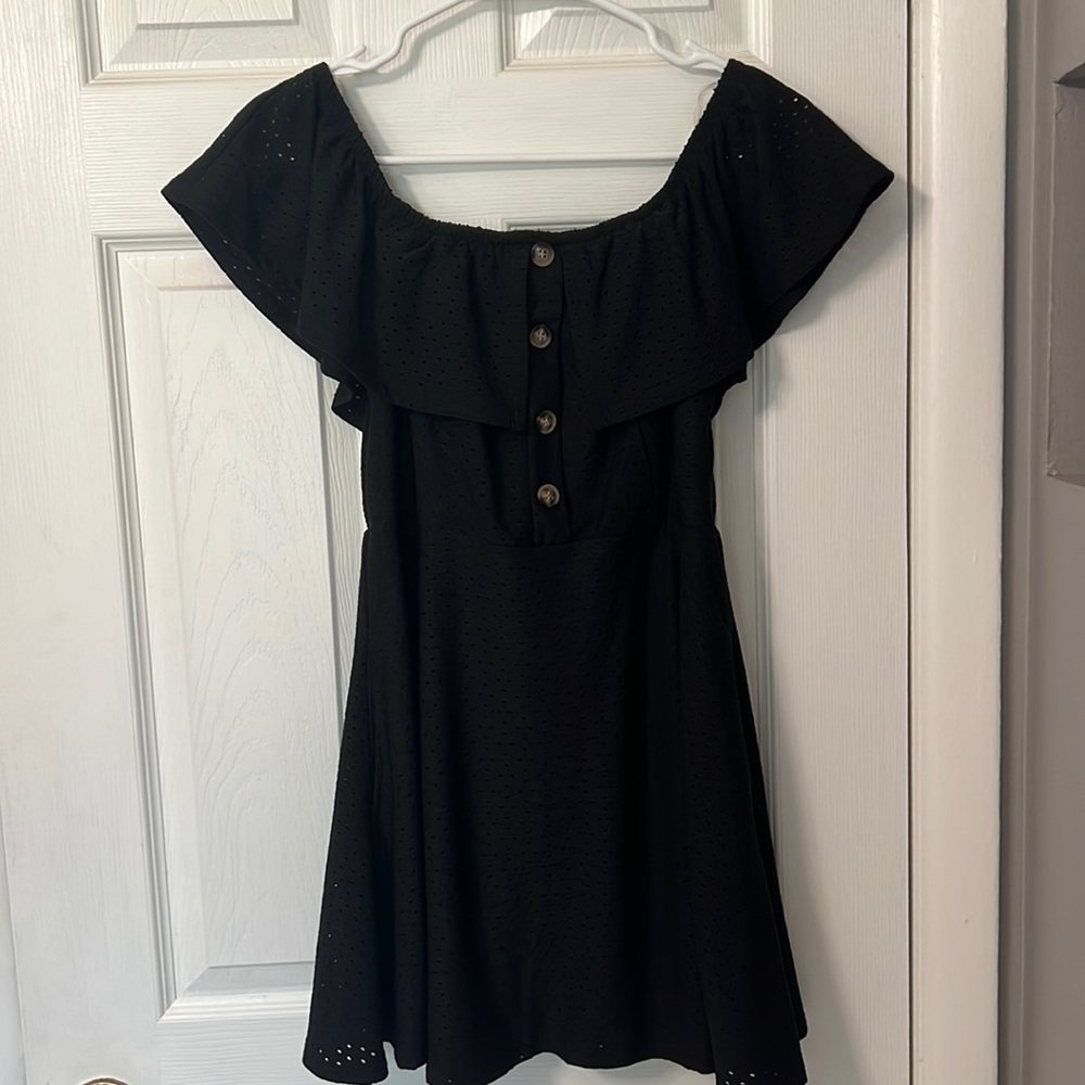 Off the shoulder (or on-can be worn either way) dress. Never worn.